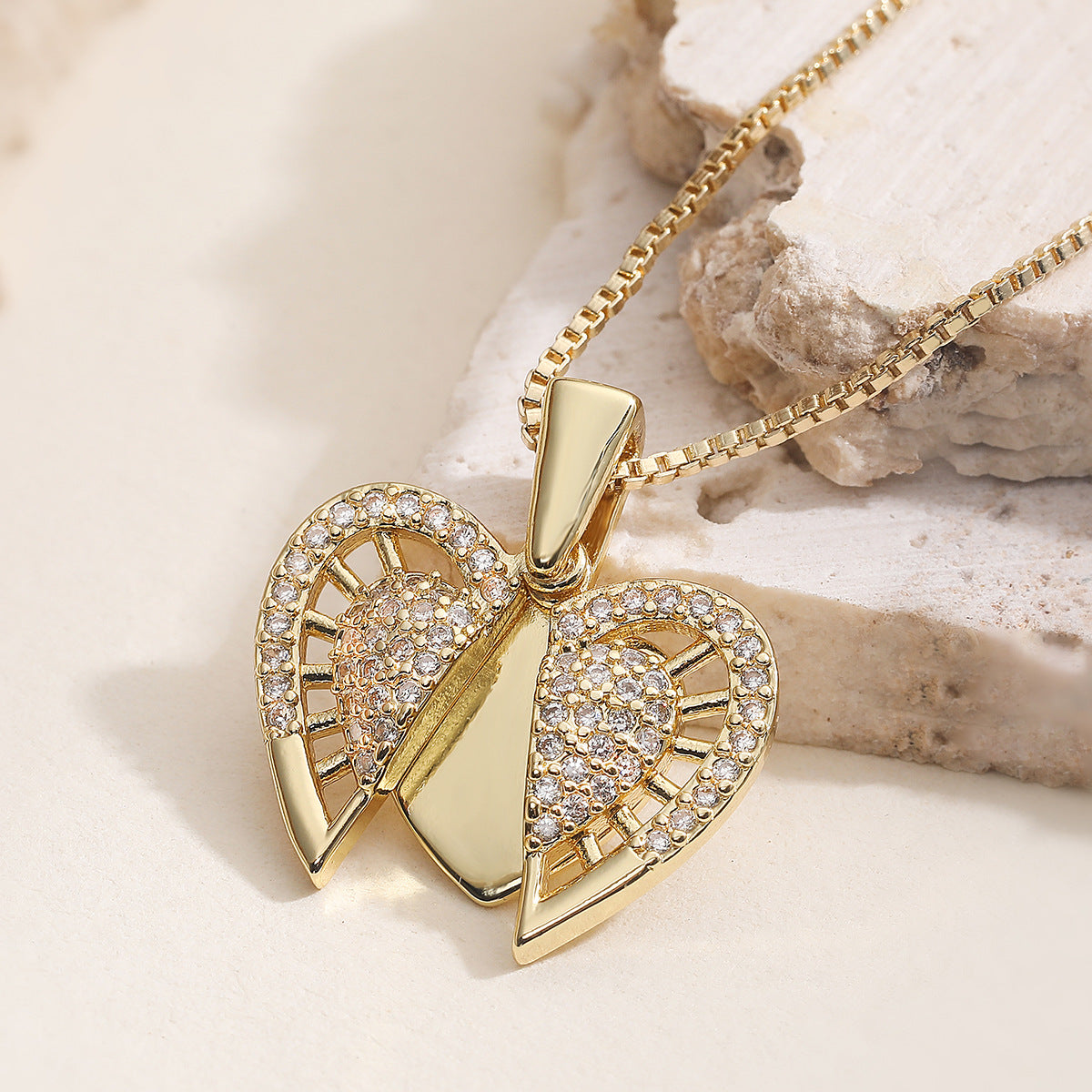 Minimalist Elegant 18K Gold Plated Brass Cubic Zirconia Heart Tree of Life Pendant Necklace