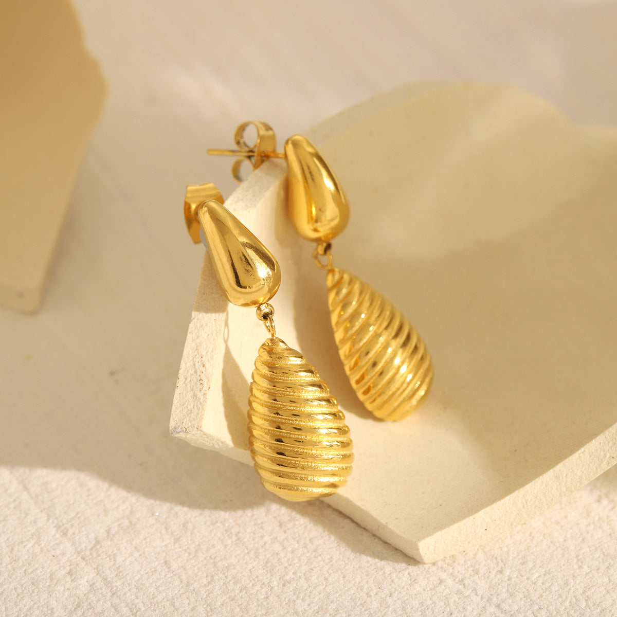 Ins Style 18K Gold Plated Stainless Steel Waterdrop Geometric Threaded Stud Earrings for Women