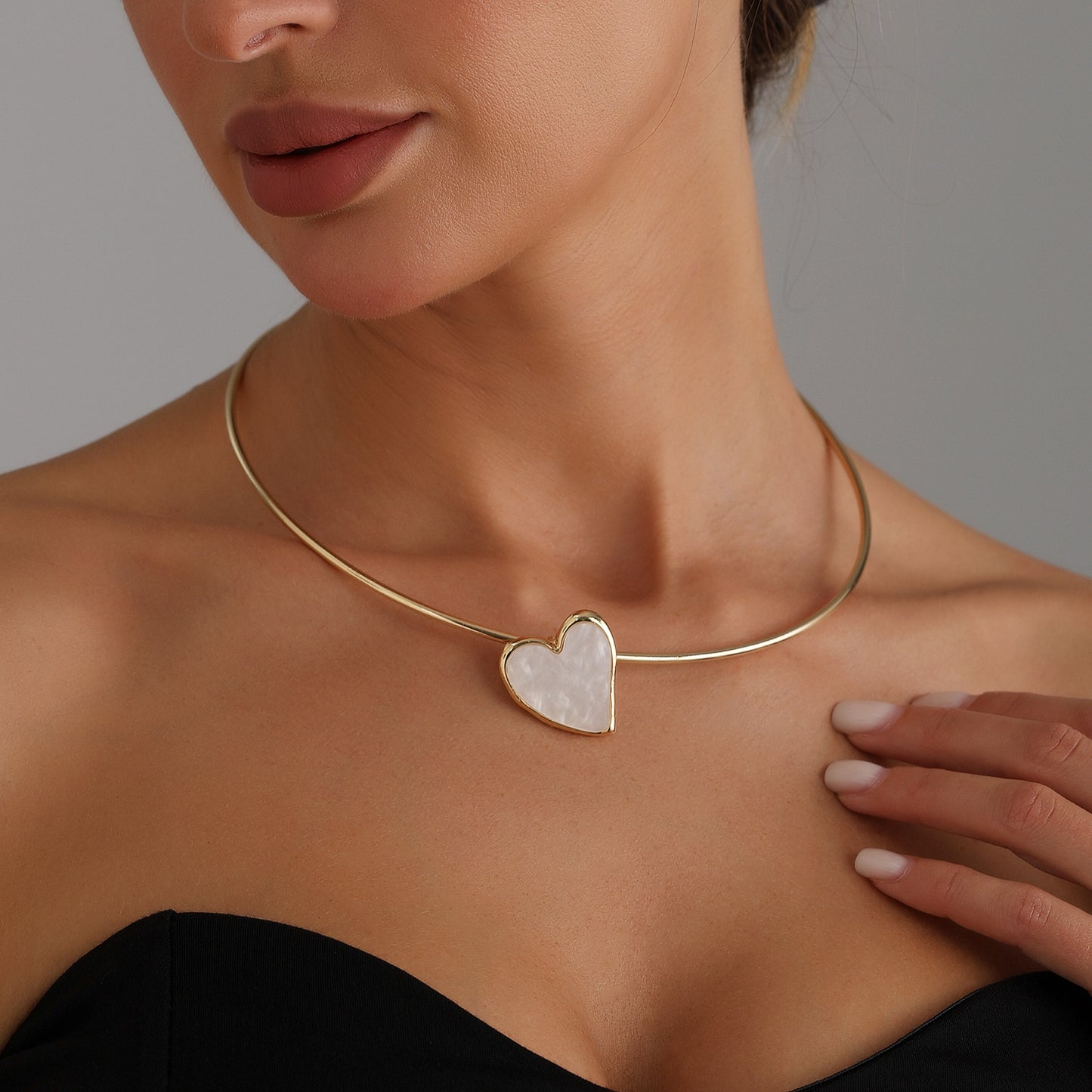 Minimalist Irregular Heart-Shaped Alloy Necklace Set with Plated Finish for Women