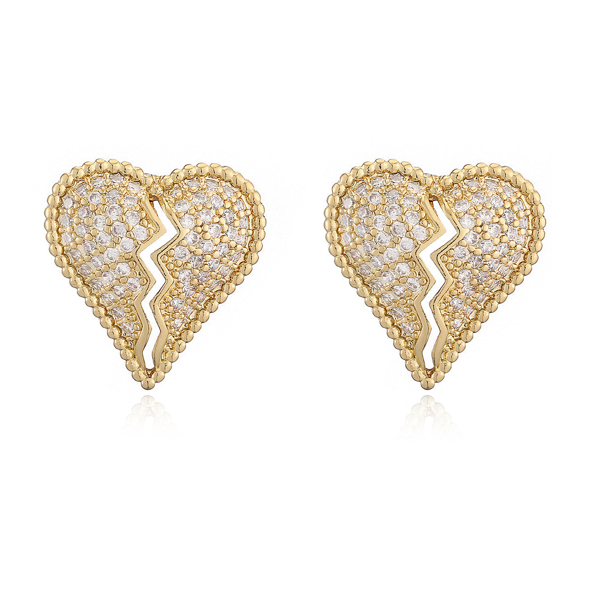 Minimalist Luxury 18K Gold Plated Brass Heart Cubic Zirconia Stud Earrings for Women