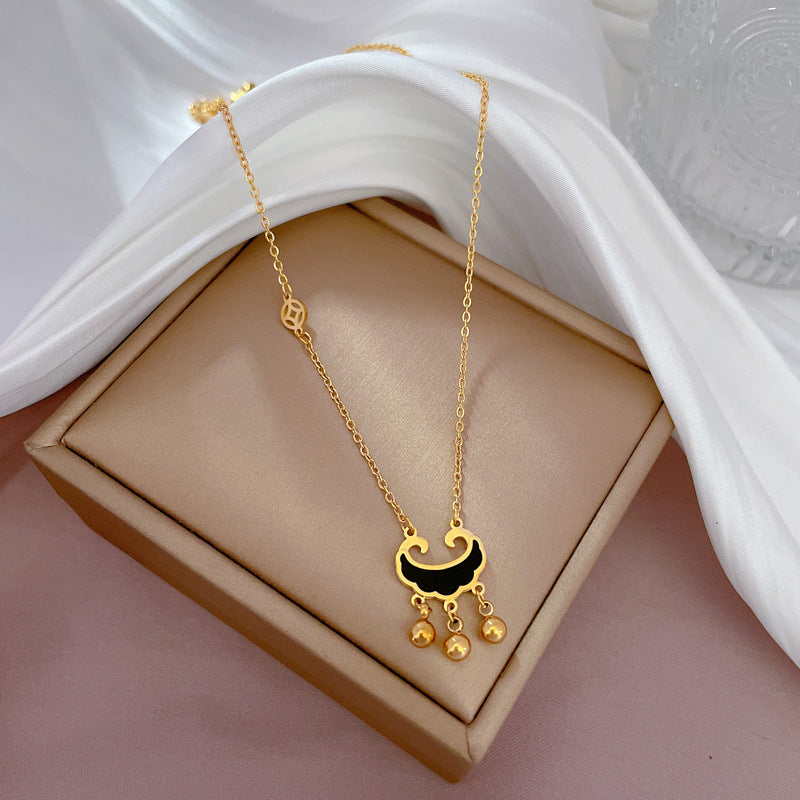 Minimalist Geometric Titanium Steel Necklace with Gold Plating for Women