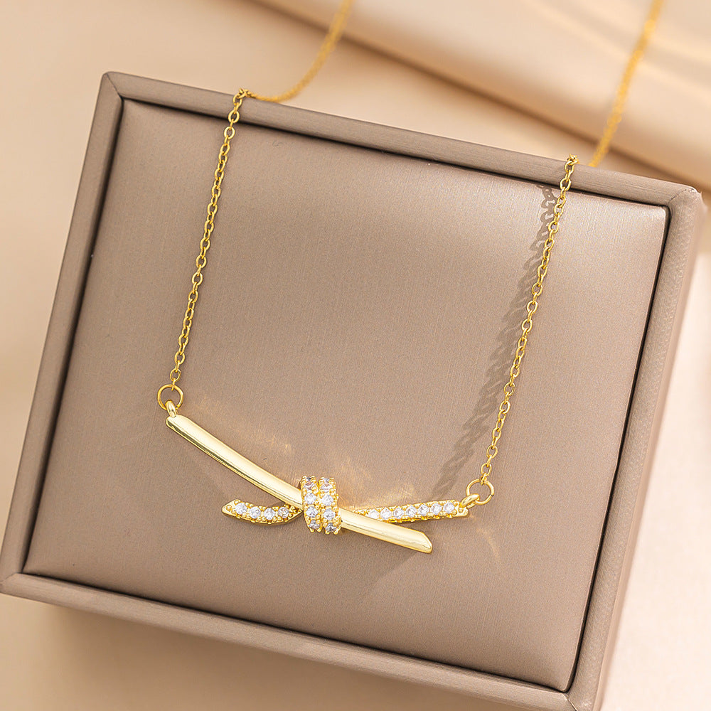 Minimalist Geometric Knot Pendant Necklace for Women in Titanium Steel with Gold Plating and O-Chain Design