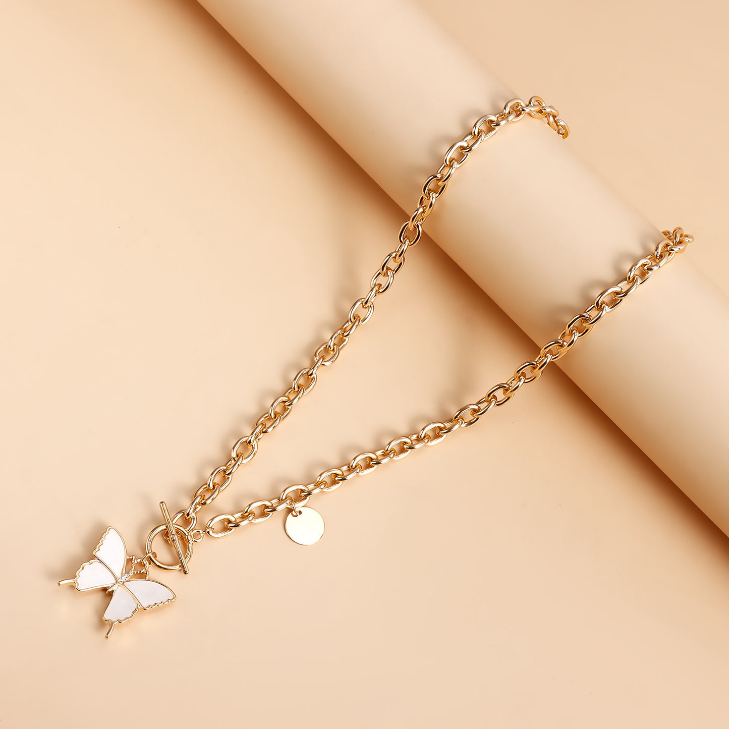 Minimalist White Butterfly Alloy Pendant Necklace with Electroplated Metal Curb Chain for Women