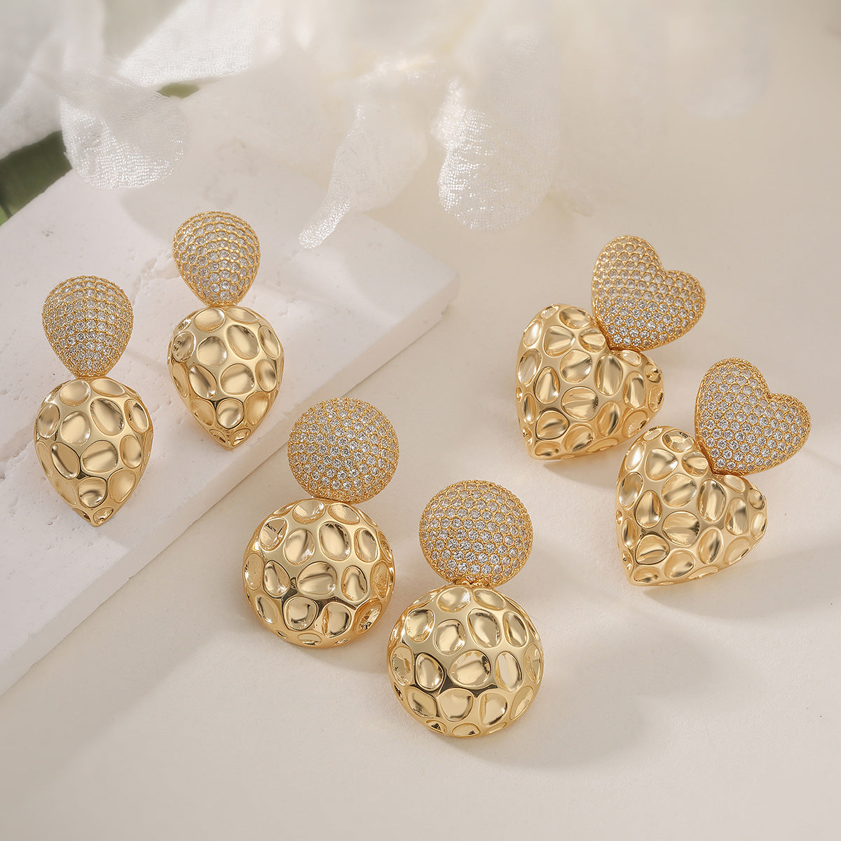 Vintage Elegant 18K Gold Plated Brass Geometric Heart Stud Earrings with Cubic Zirconia for Women