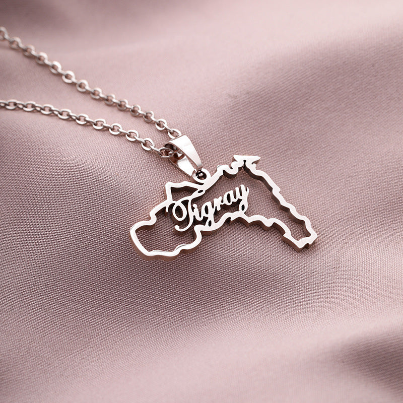 Collana con pendente in acciaio al titanio in stile etnico geometrico con catena a O in acciaio inossidabile galvanizzato per unisex