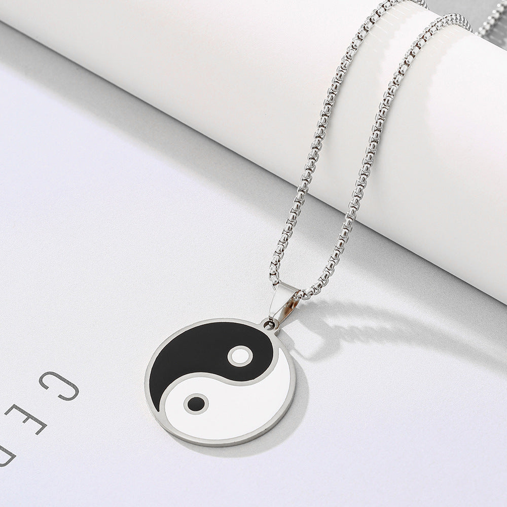 Collana pendente geometrica stile cinese Yin Yang in acciaio inossidabile con finitura smaltata per unisex, collana con catena di perle
