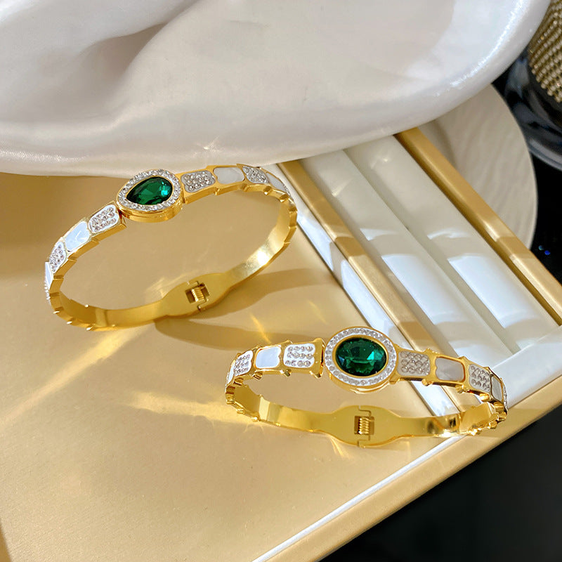 Vintage PVD Titanium Steel Teardrop Geometric Bracelet with Green Cubic Zirconia
