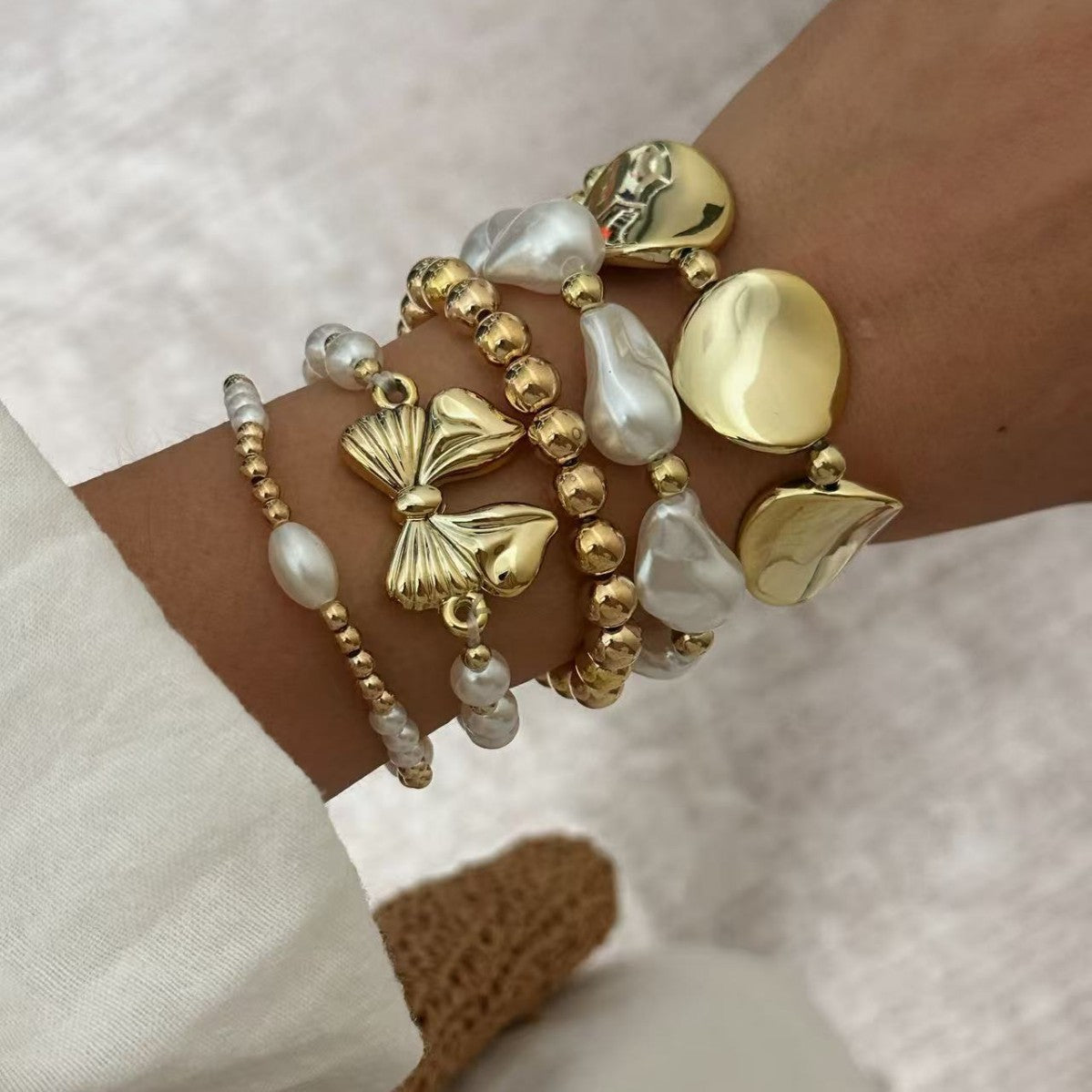 Casual Geometric Heart Bow Acrylic Beaded Bracelet Set with Pearl Elements