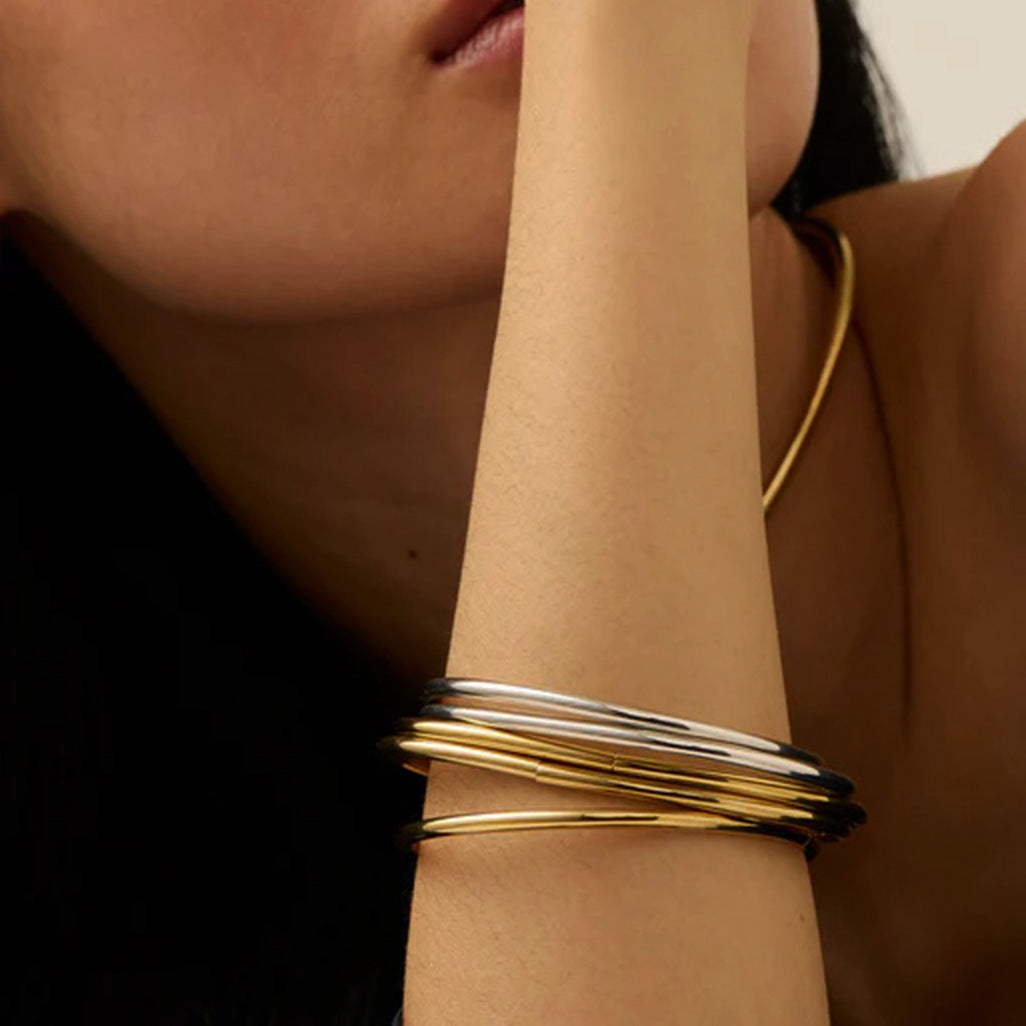 Pulsera Geométrica Minimalista de Acero Inoxidable Electrochapado para Mujer y Hombre