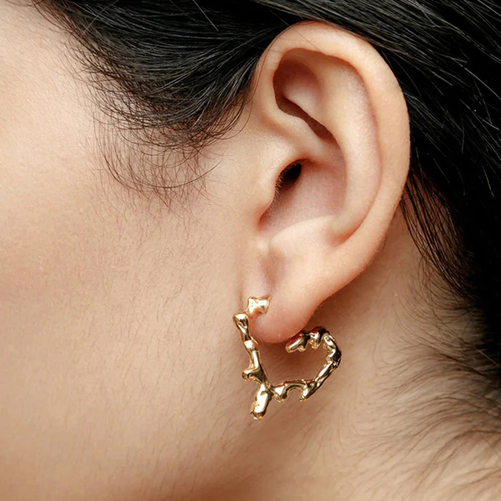 Set di collana e orecchini a cuore da donna in acciaio inossidabile placcato oro 18 carati, stile minimalista