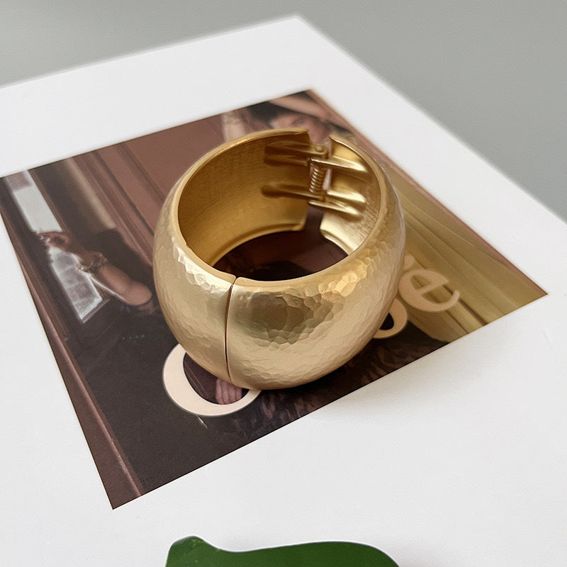 Bracciale da donna placcato in metallo con forme geometriche alla moda