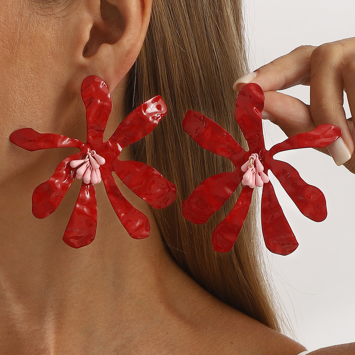 Minimalist Floral Alloy Earrings with Enamel Finish for Women Summer Vacation Style