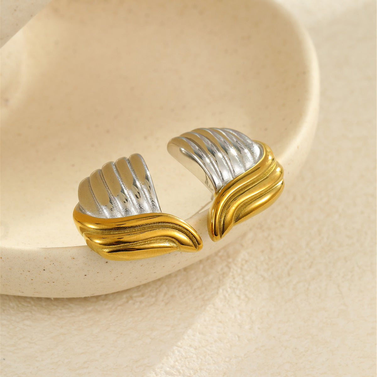 Pendientes de Tachuela de Acero Inoxidable Geométricos con Textura de Rombo y Acabado Chapado para Mujer