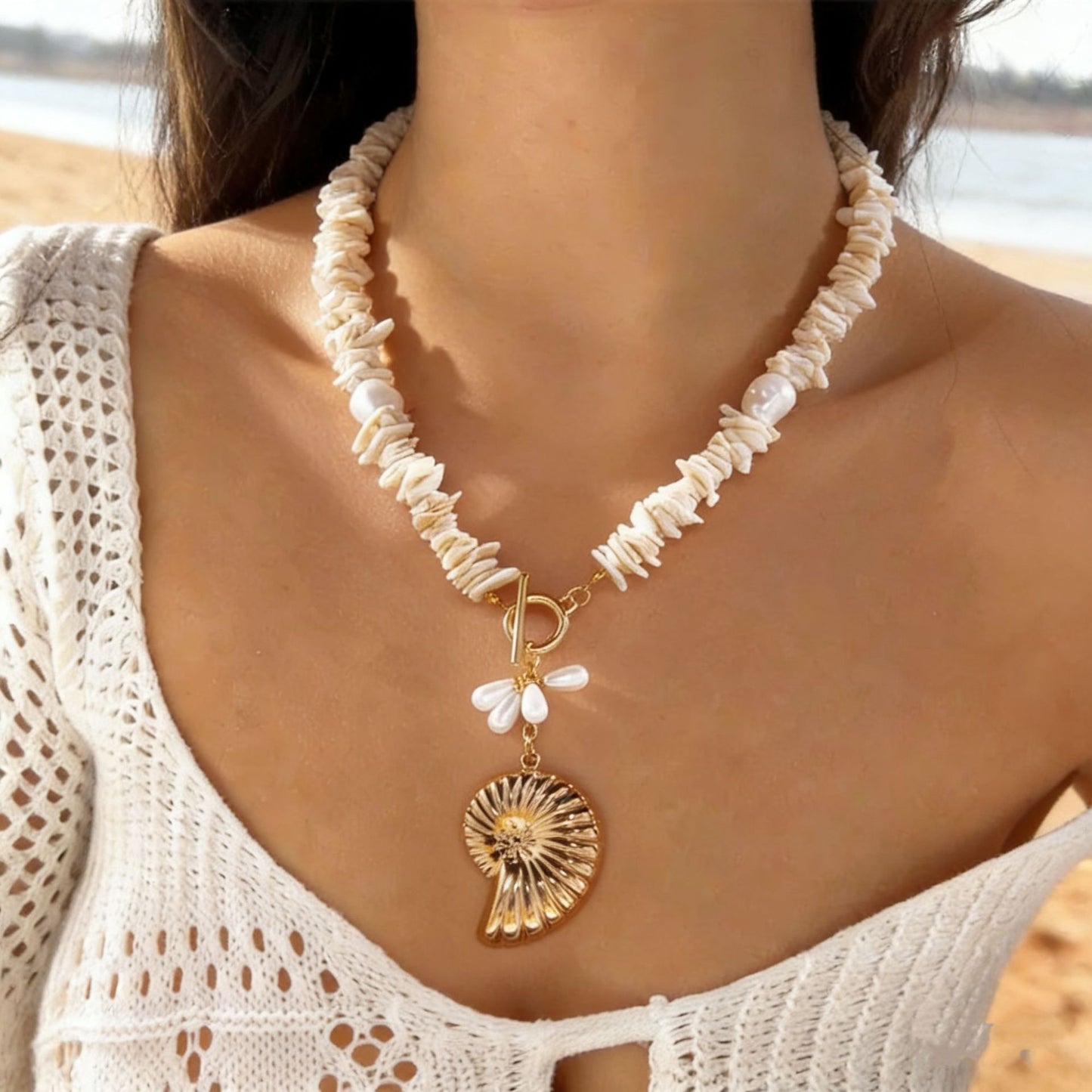 Collana pendente Bohemian di lusso con conchiglia a stella marina e conchiglia geometrica fatta a mano in lega per donna