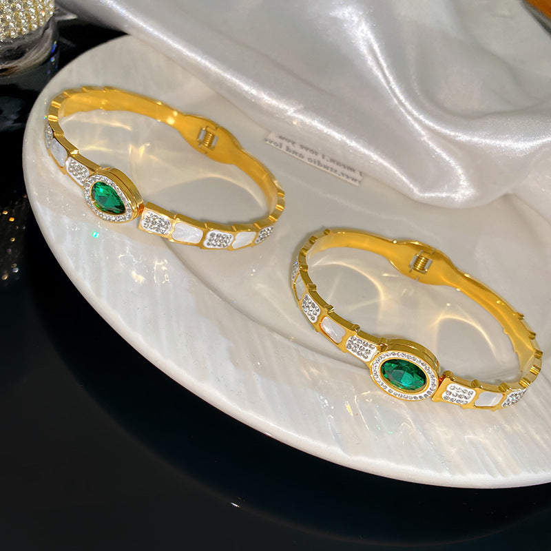 Vintage PVD Titanium Steel Teardrop Geometric Bracelet with Green Cubic Zirconia