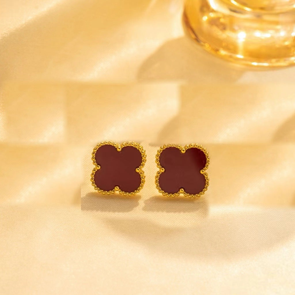 Elegant Four-Leaf Clover Bracelet in Titanium Steel with Rhinestone Inlay, Dual-Wear Design for Women and Men, Electroplated for Hypoallergenic Wear