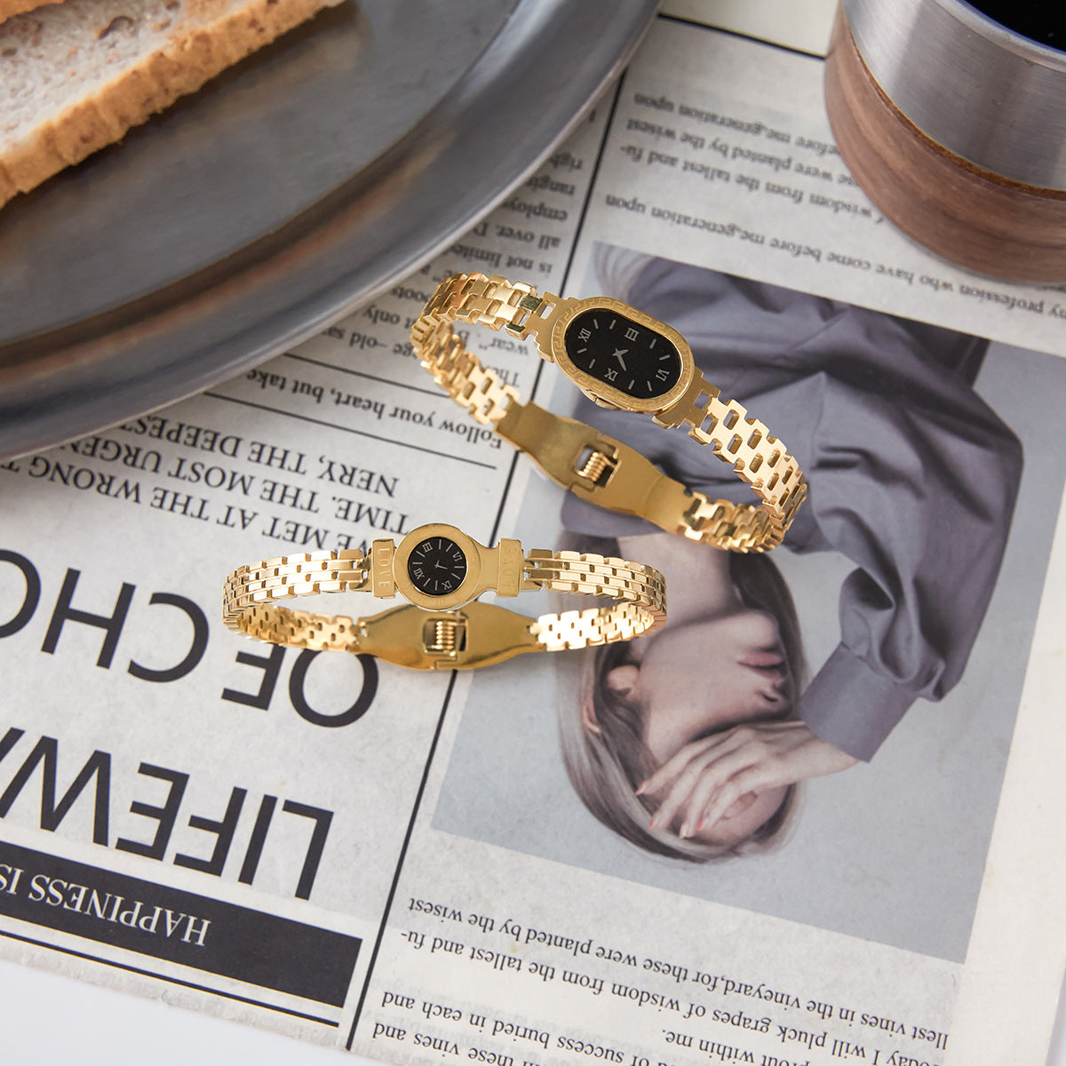 Bracciale per orologio minimalista in acciaio inossidabile da donna con finitura placcata Gioielli in acciaio al titanio