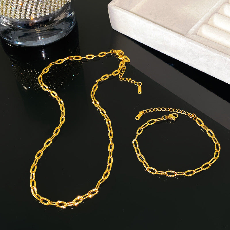 Minimalist Sporty Sweet Square Floral Plated Titanium Steel Necklace with Brass Pendant for Women