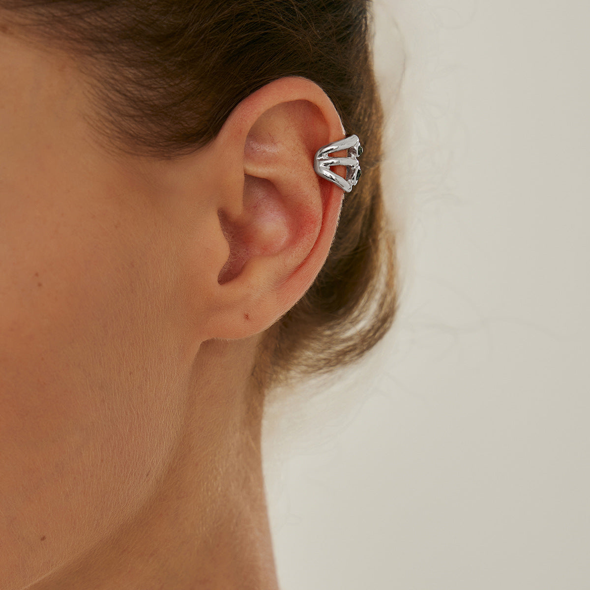 Pendientes de manguito geométricos minimalistas huecos para mujer, clips de aleación con microincrustaciones de diamantes de imitación