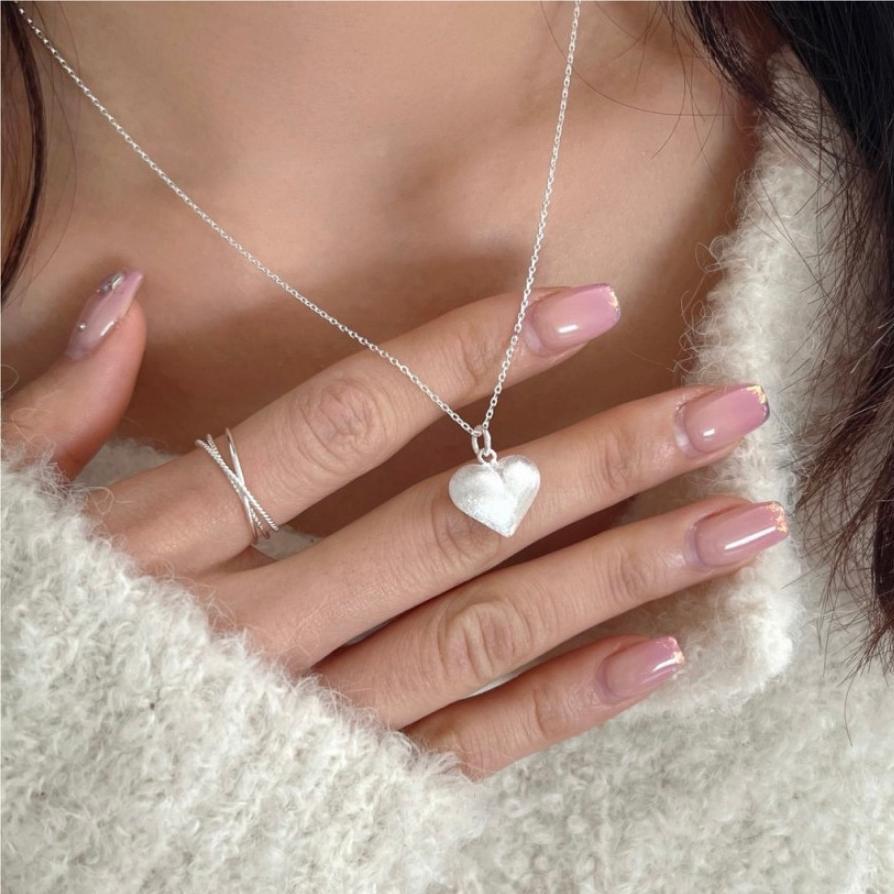 Minimalist Heart-Shaped 925 Sterling Silver Necklace with Brushed Finish on Beaded Chain