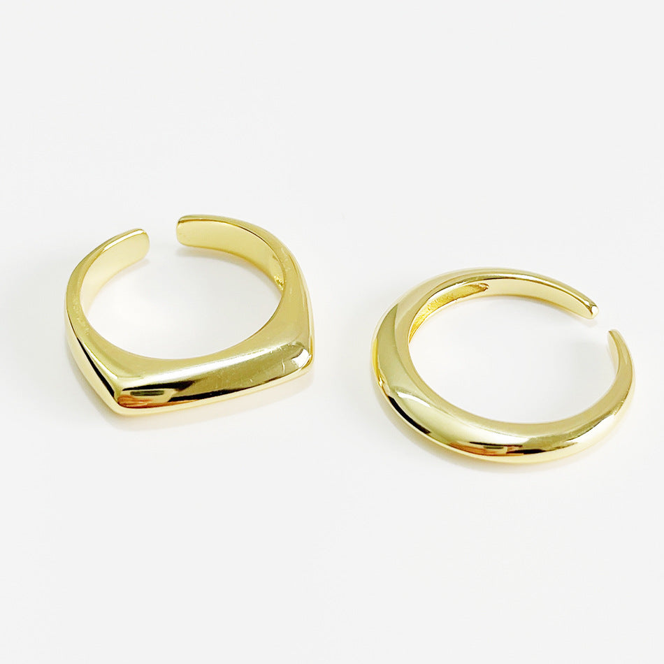 Anello a cono geometrico minimalista in argento sterling 925 lucido da donna