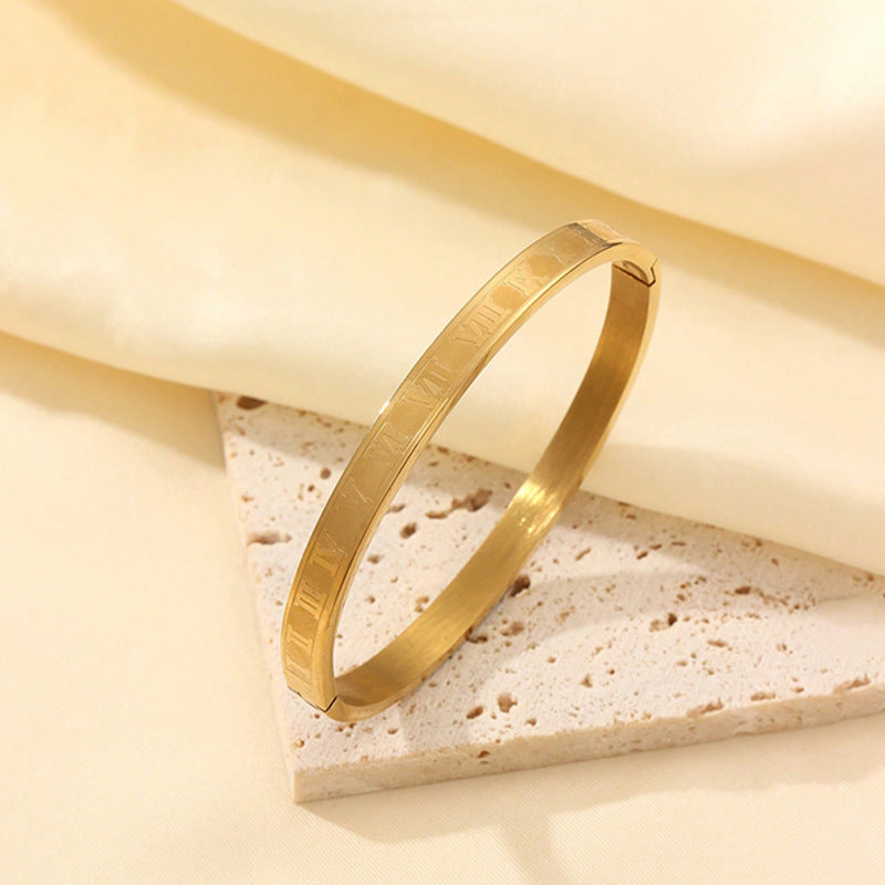 Bracciale Minimalista Geometrico in Acciaio Inossidabile con Strass e Finitura Placcata per Donna e Uomo
