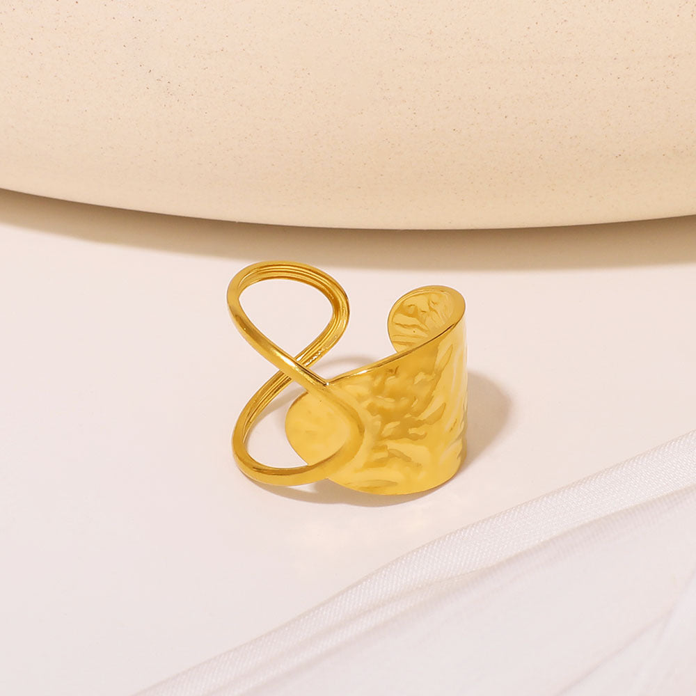 Asymmetrical Geometric Line Stainless Steel Ring with 18K Gold Plating for Unisex Wear