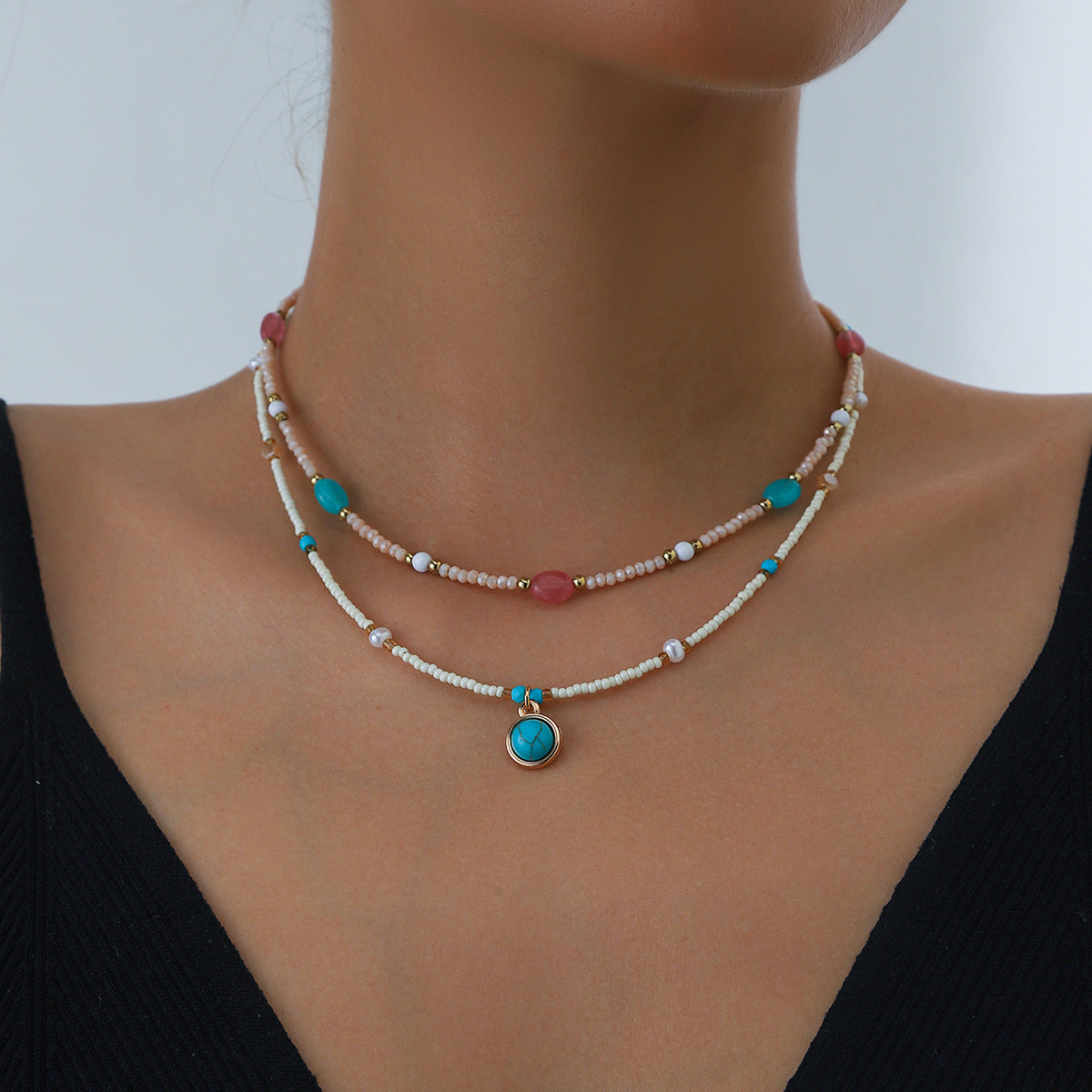 Collar con colgante de aleación redonda de varias capas y cadena singapur