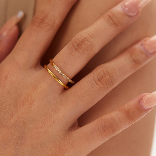 Anillo minimalista de acero inoxidable geométrico redondo de doble capa con incrustaciones de diamantes de imitación para mujer