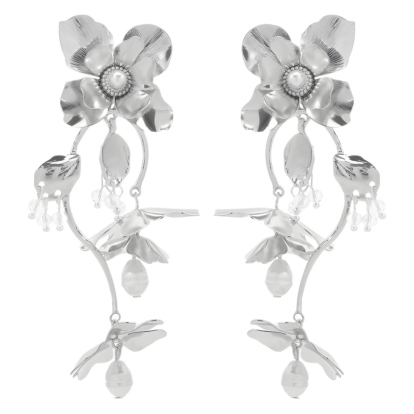Pendientes de metal de lujo con forma floral para mujer con incrustaciones de perlas naturales y acabado chapado