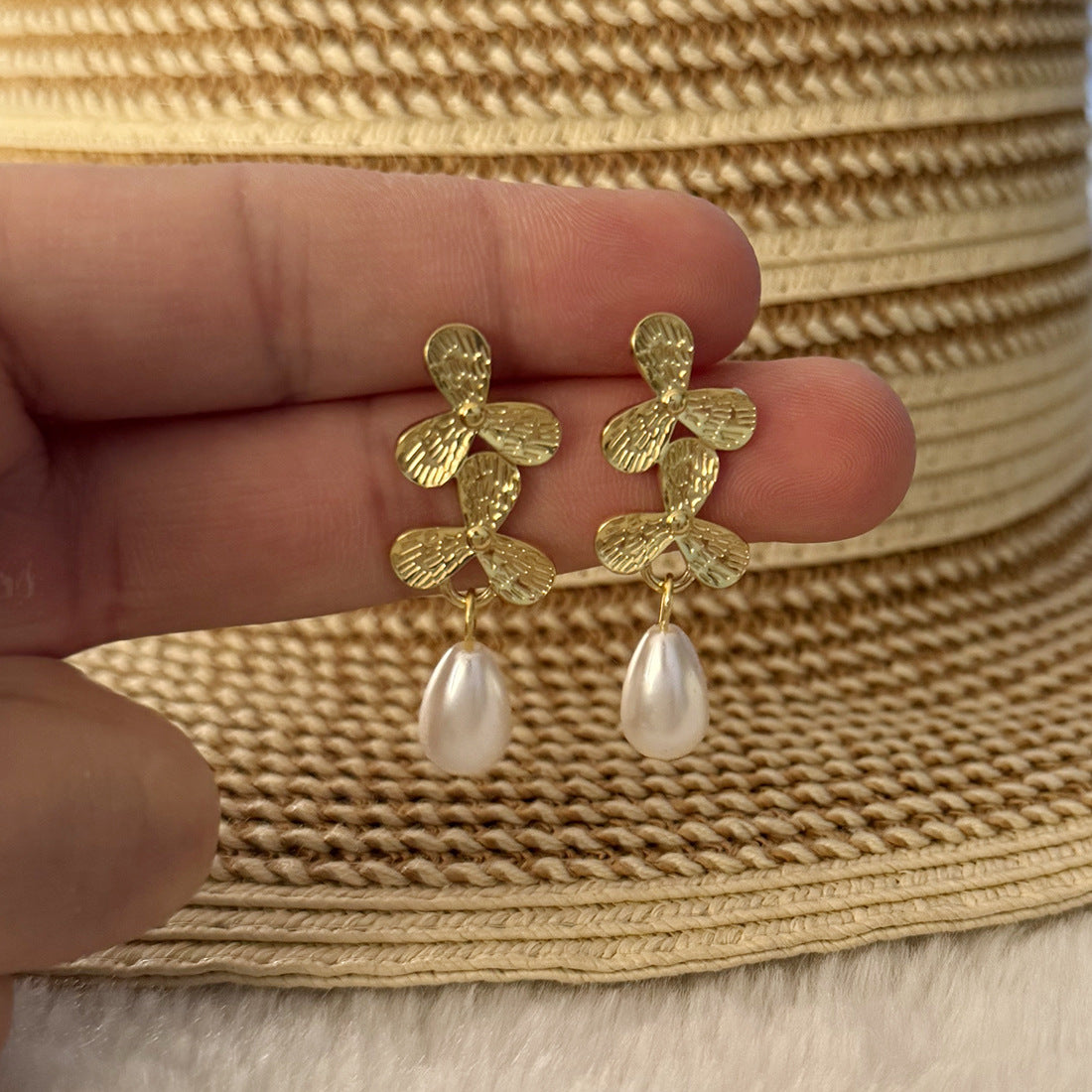 Minimalist Floral Stainless Steel Earrings for Women with Sunflower Motif and Plated Finish
