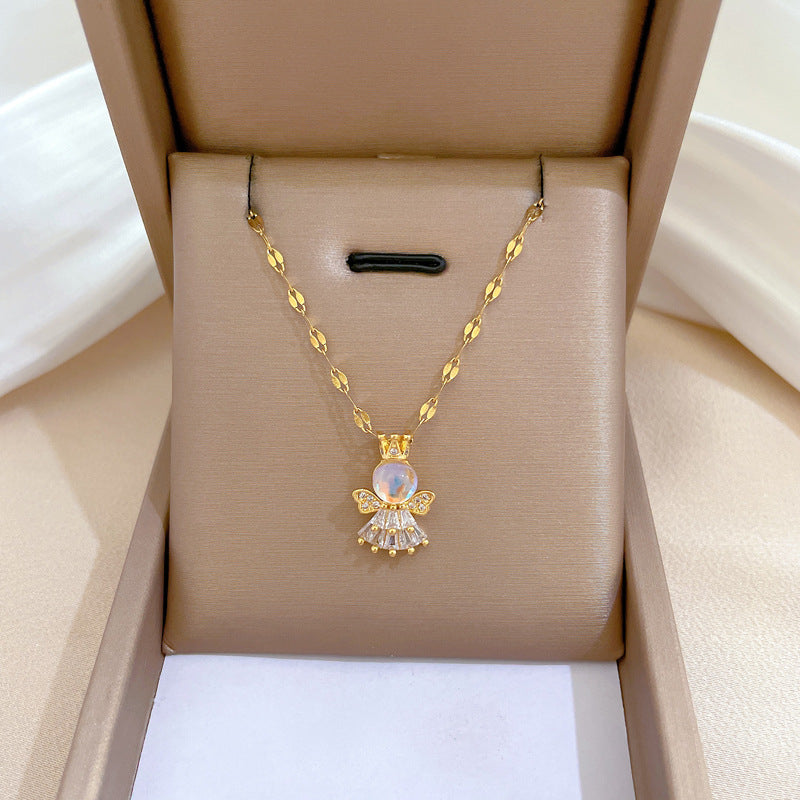 Collana Minimalista con Catena a Labbra in Acciaio al Titanio con Pendente in Rame e Intarsio di Strass
