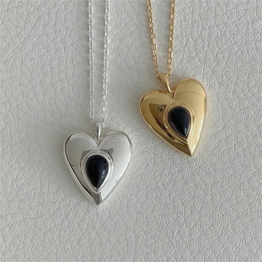 Minimalist Heart Pendant Necklace in 925 Sterling Silver with Plated Finish, Delicate Cross Chain, Fresh and Sweet Style