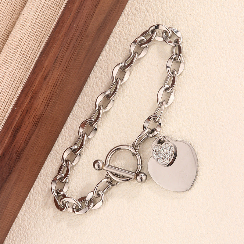 Bracciale da donna placcato in acciaio al titanio con farfalla a cuore elegante alla moda con chiusura a T