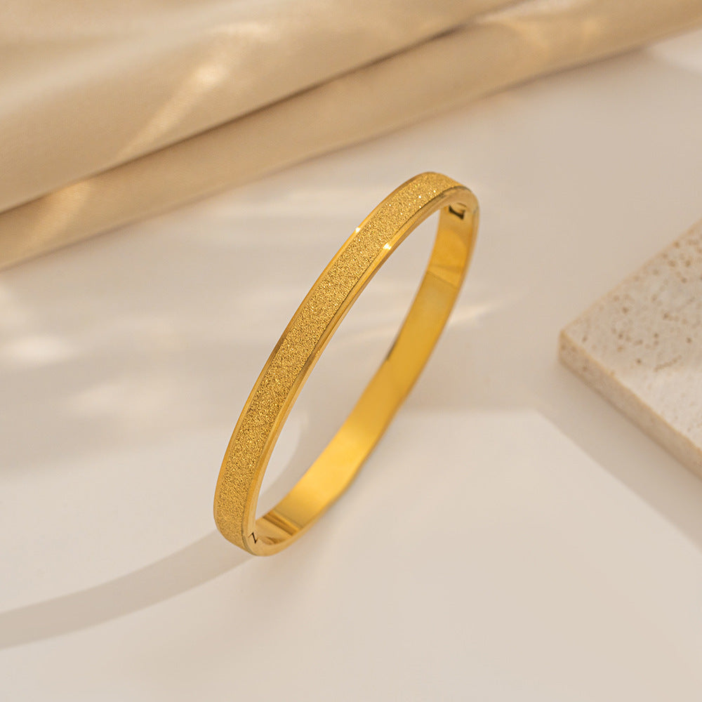 Matte Finish Minimalist Titanium Steel Bracelet for Women with 18K Gold Plating Oval Geometric Design Hypoallergenic Tarnish-Resistant Cuff