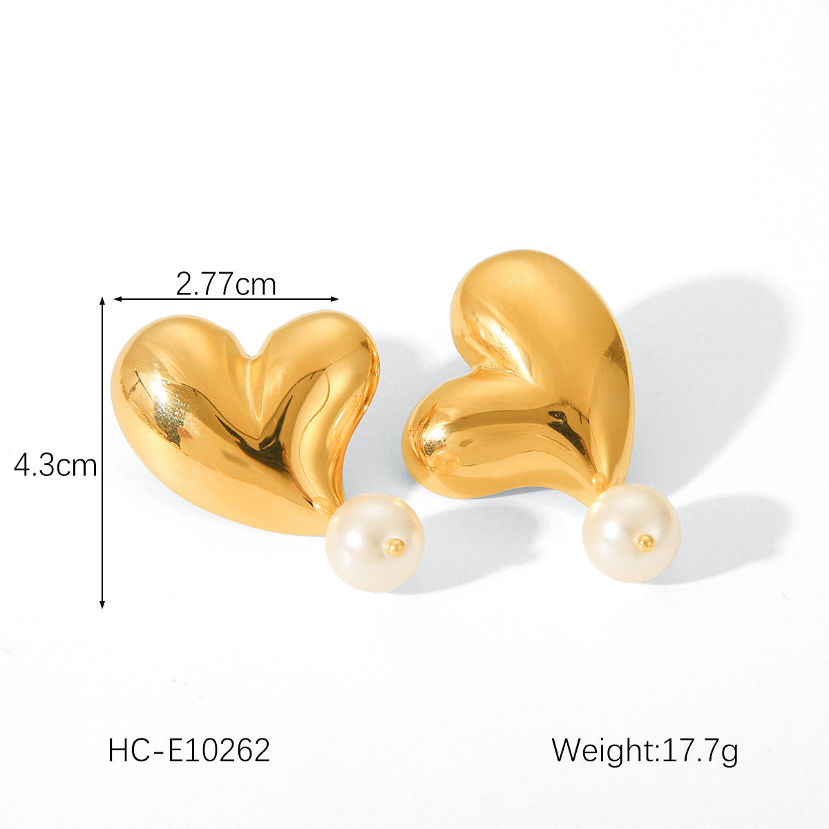 Orecchini a perno minimalisti a forma di cuore in acciaio al titanio con placcatura in oro 18 carati da donna