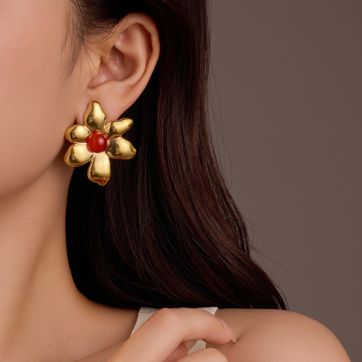 Orecchini da donna in acciaio inossidabile a forma di petalo irregolare, stile vintage, con placcatura in oro 18 carati e pietre colorate naturali