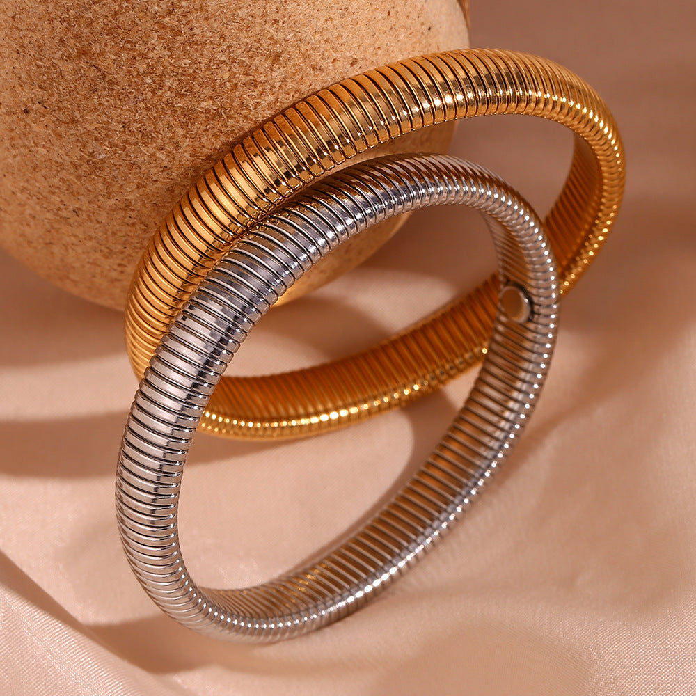 Bracciale a catena elastica a serpente in acciaio inossidabile placcato oro 18 carati con design geometrico minimalista da donna