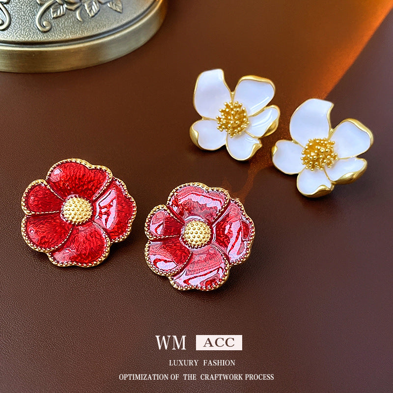 Vintage Floral Alloy Earrings with Enamel Finish for Women Fashionable and Elegant Stud Earrings