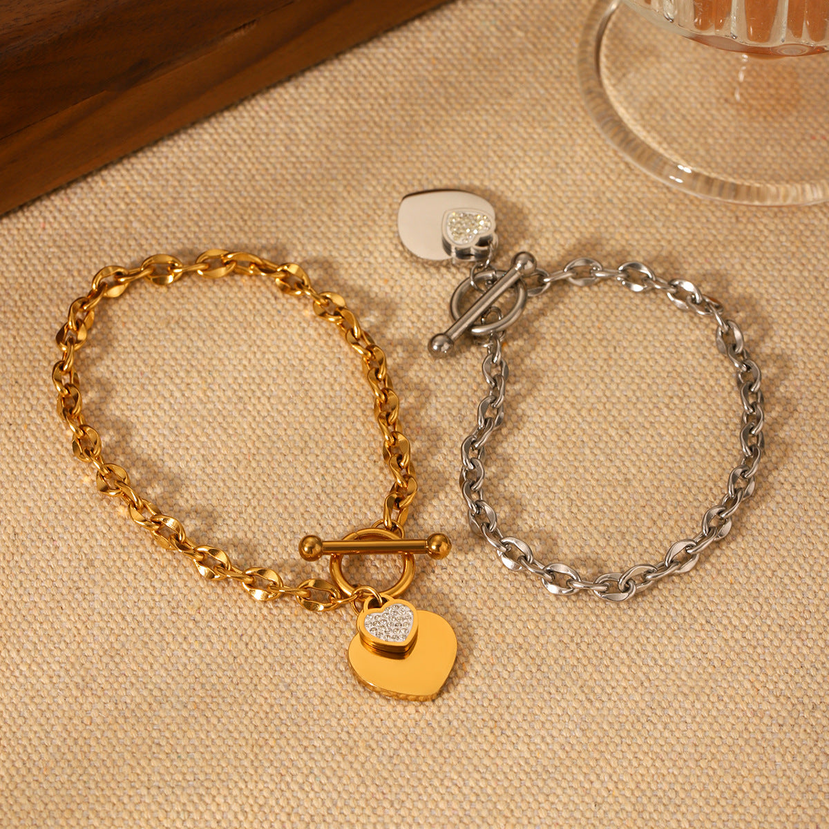 Ins Style Heart-Shaped Stainless Steel Bracelet with Plated Finish for Women