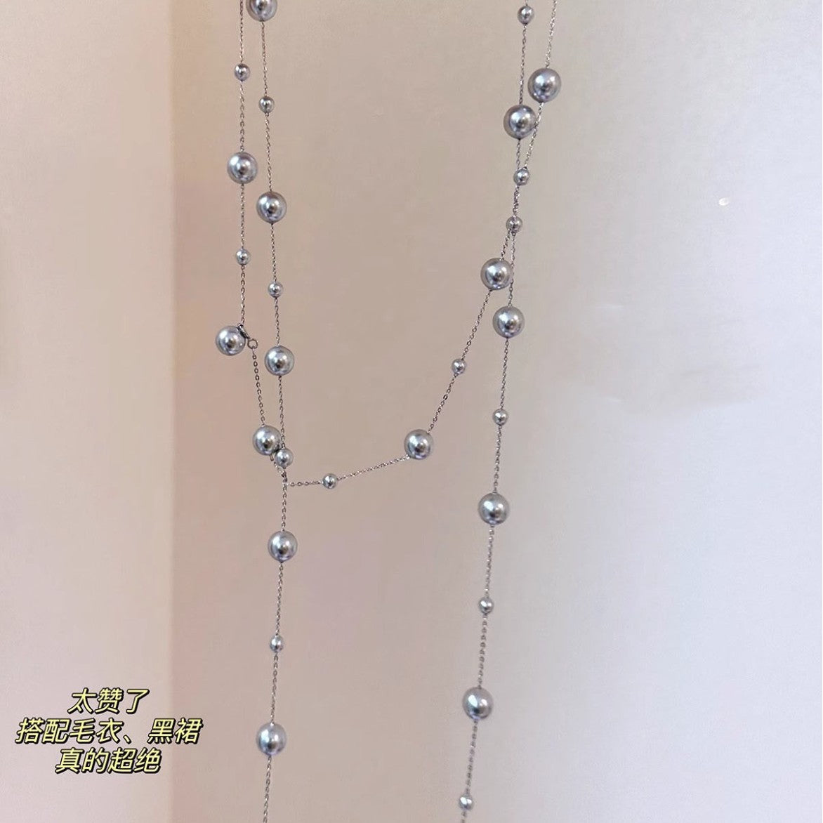 Elegante collar de perlas de cristal geométrico minimalista para mujer con acabado chapado
