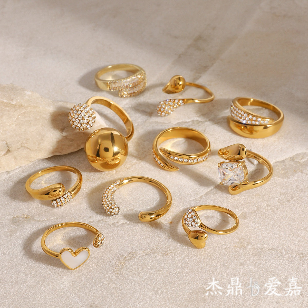 18K Gold Plated Geometric Stainless Steel Diamond Inlay Ring for Unisex