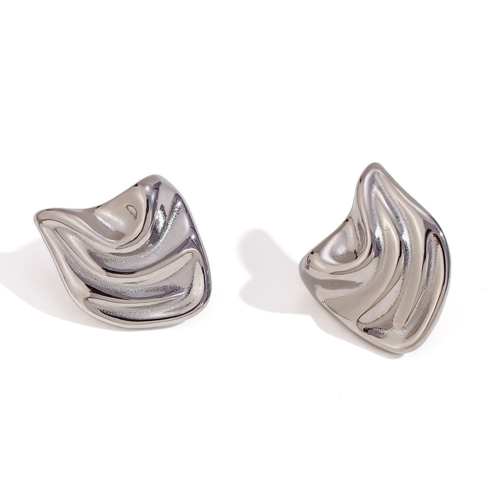 Fashionable Vintage-Inspired Irregular Geometric Heart-Shaped Stainless Steel Earrings with 18K Gold Plating