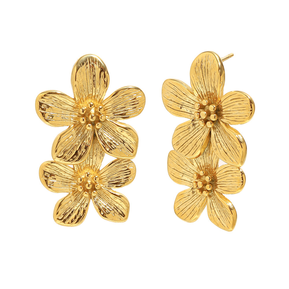 Minimalist Floral Stainless Steel Earrings with 18K Gold Plating for Women — Vintage Double-Bloom Design, Lightweight Luxury Studs