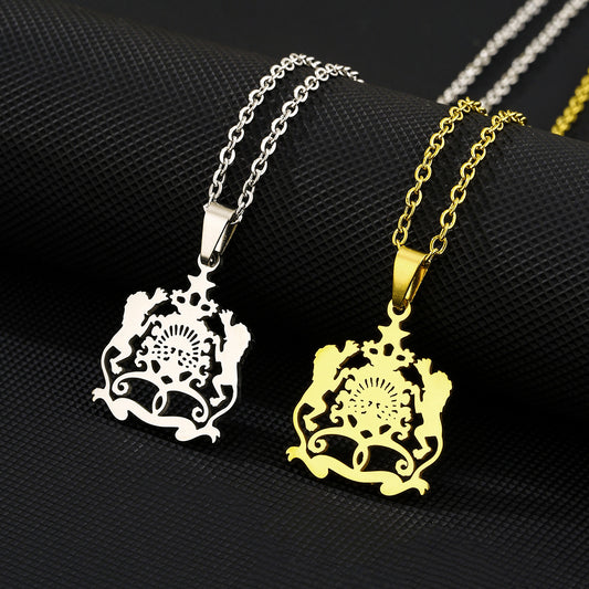 Collar con colgante minimalista de acero inoxidable con forma de león y acabado galvanizado al vacío para mujeres y hombres, joyería con cadena cruzada plana para suéteres