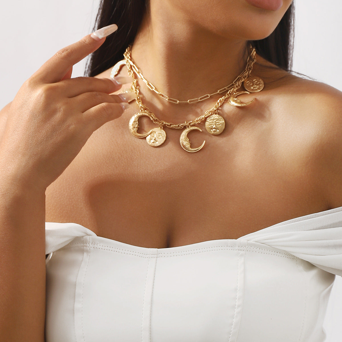 Retro Relief Sun and Moon Pendant Necklace for Women with Geometric Shape Alloy Chain in Electroplated Finish