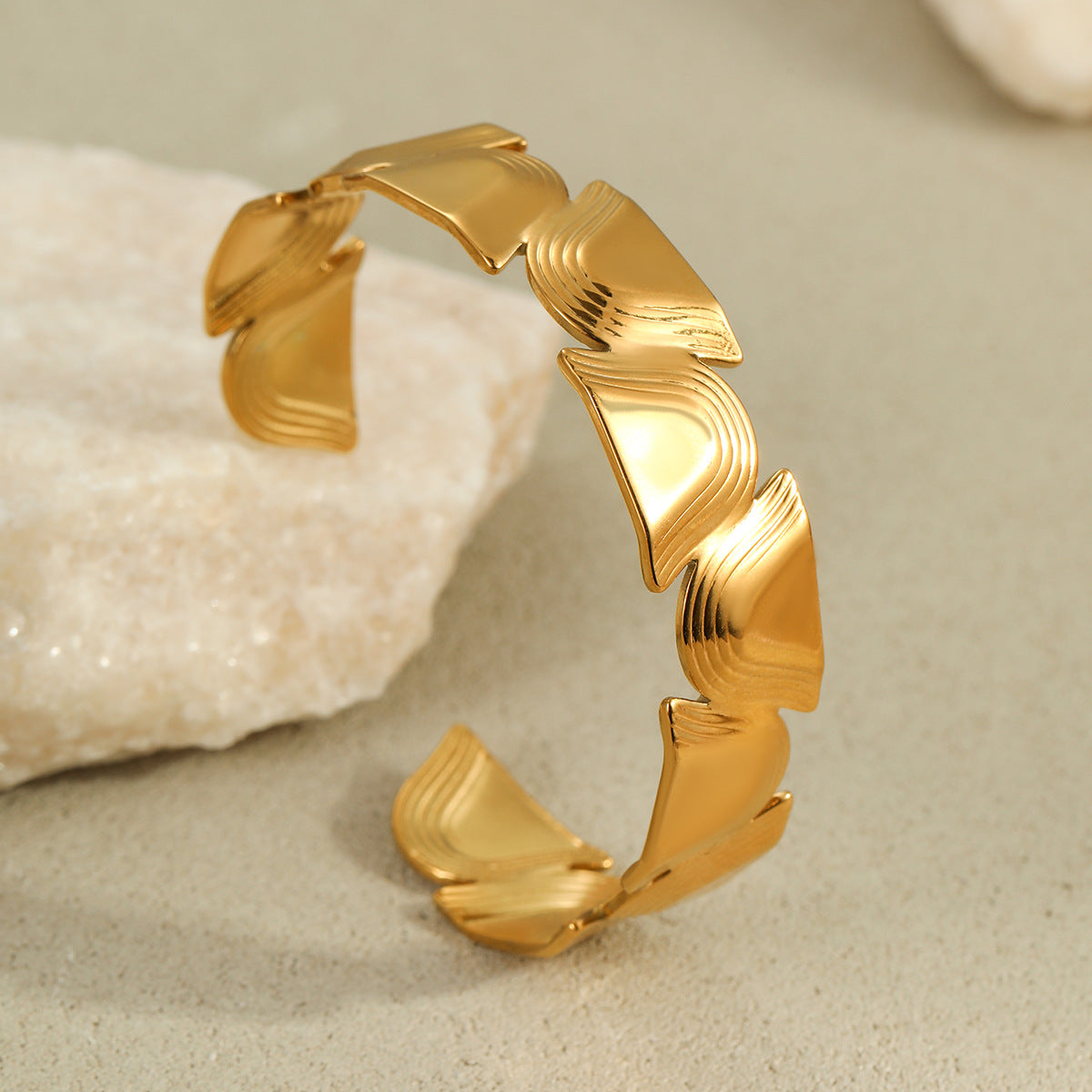 Fashionable Geometric Open Bangle Bracelet in Stainless Steel with 18K Gold Plating for Women