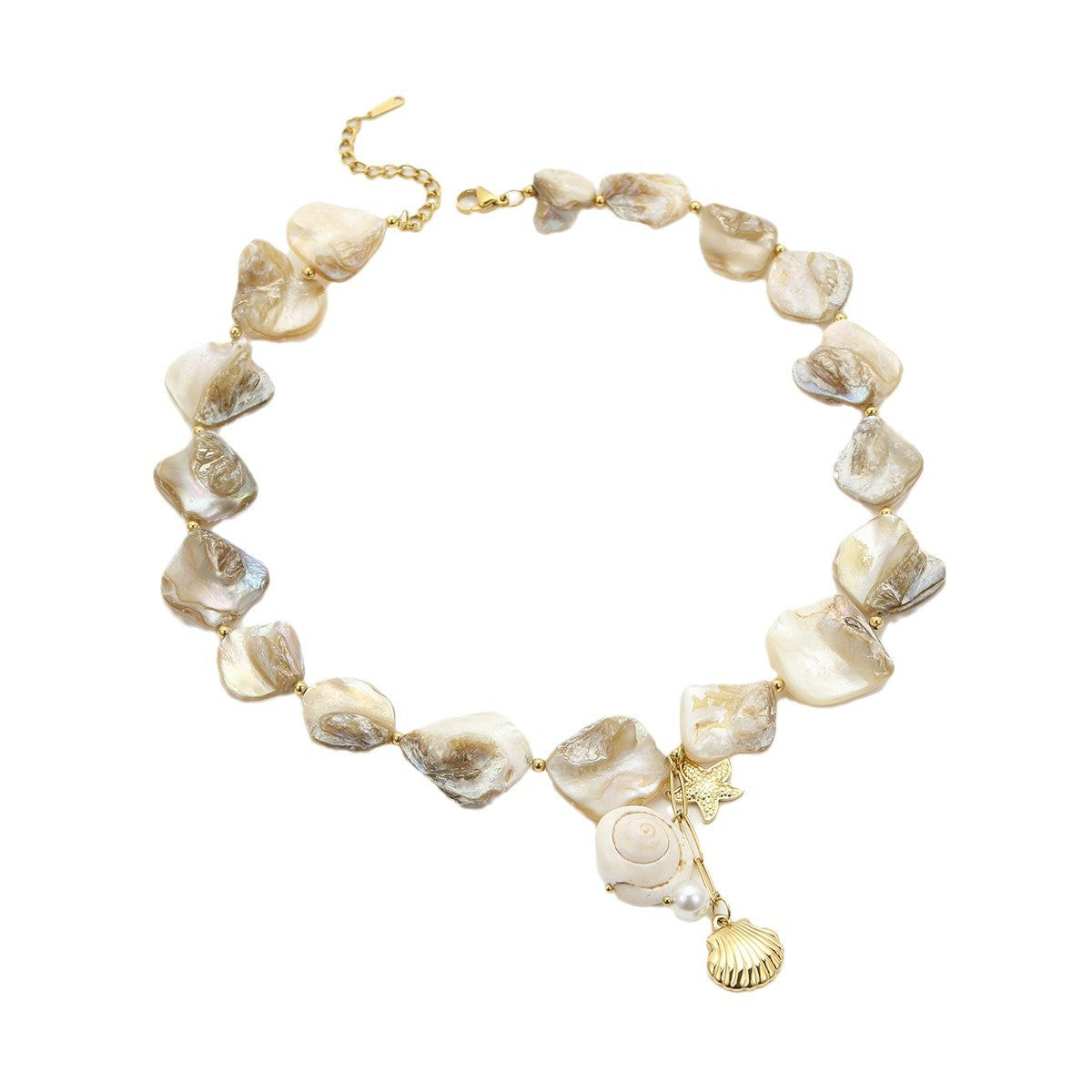 Elegante collar con colgante de concha marina y perlas en acero inoxidable con baño de oro para mujer, joyería minimalista con temática oceánica