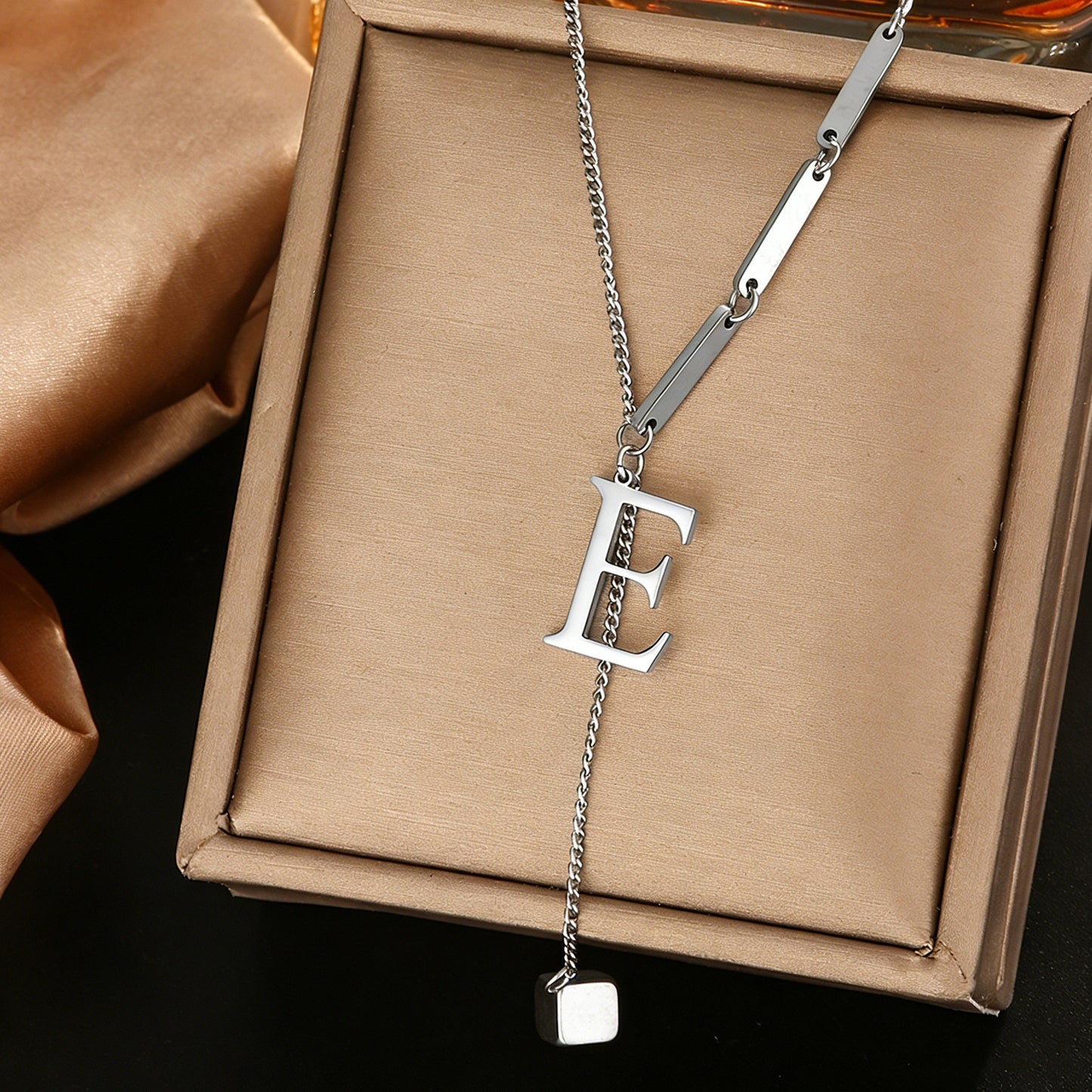 Luxury Polished Letter Titanium Steel Pendant Necklace Stainless Steel Chain for Women