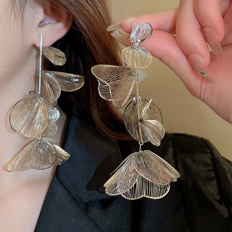 Orecchini a Nappa Geometrici Minimalisti in Metallo Placcato con Perni in Argento Sterling
